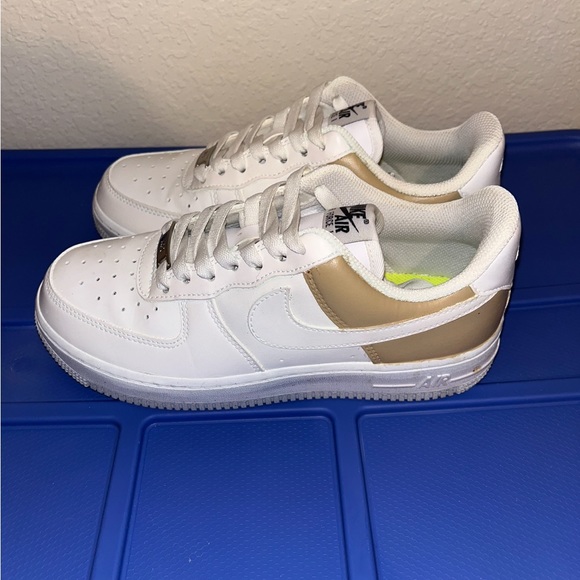 Brand New Nike AF1. Custom color: cappuccino - Picture 2 of 4